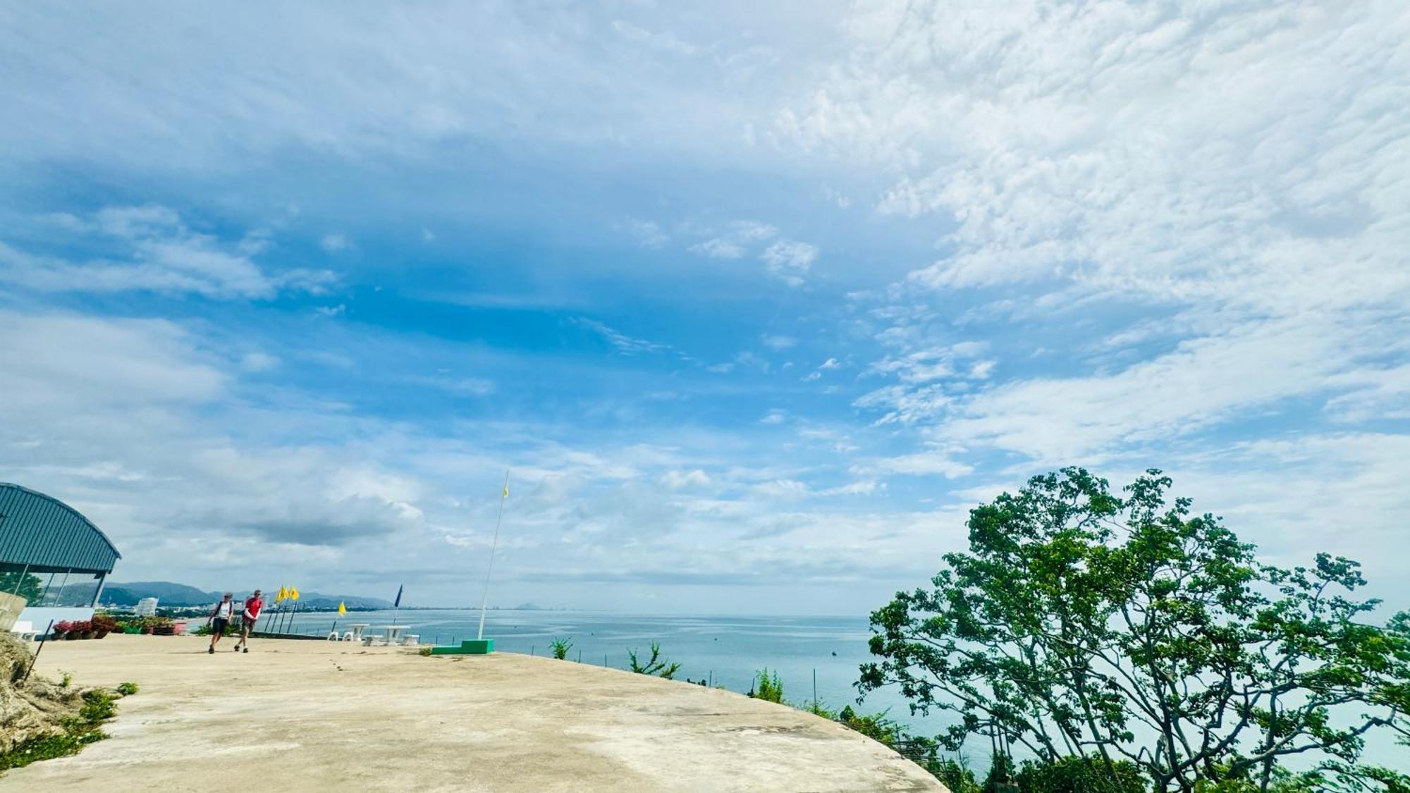 Sea&Mountain View,5 Mins Walk To Famous Beach With King Size Bed Хуа Хин Экстерьер фото